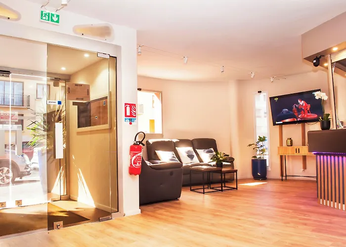 Kennedy 2* Perpignan